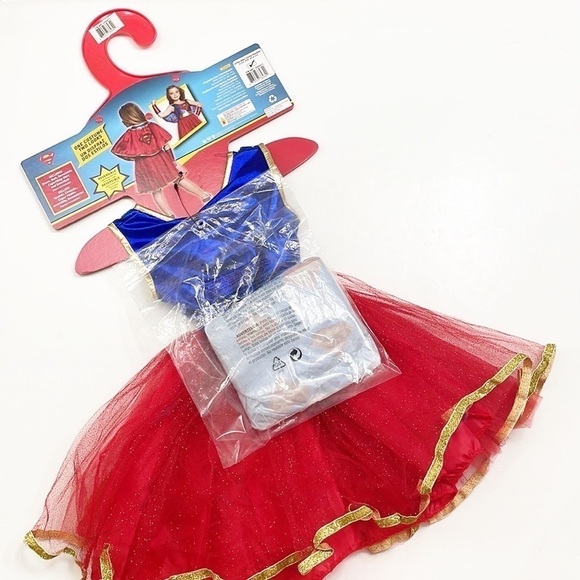 NEW DC Comics Supergirl Kids Costume - Picture 2 of 2